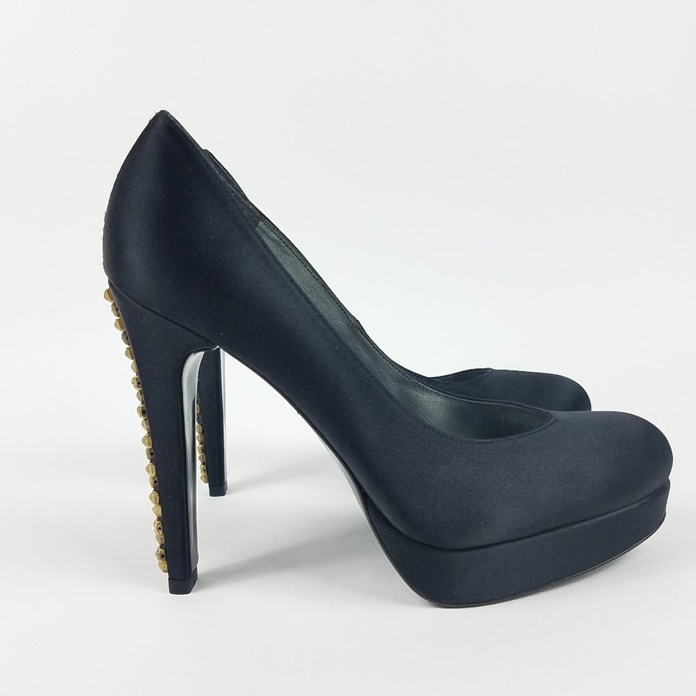 Stuart Weitzman Womens 8M Black Leather pumps